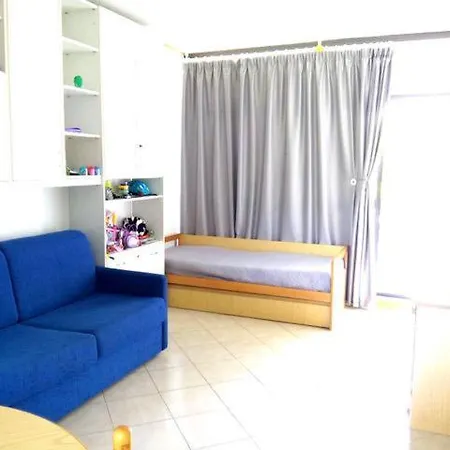 Monolocale A - With Pool Apartment Marina Di Bibbona